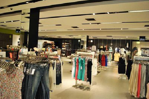 砚山商场里的店面怎么装修？